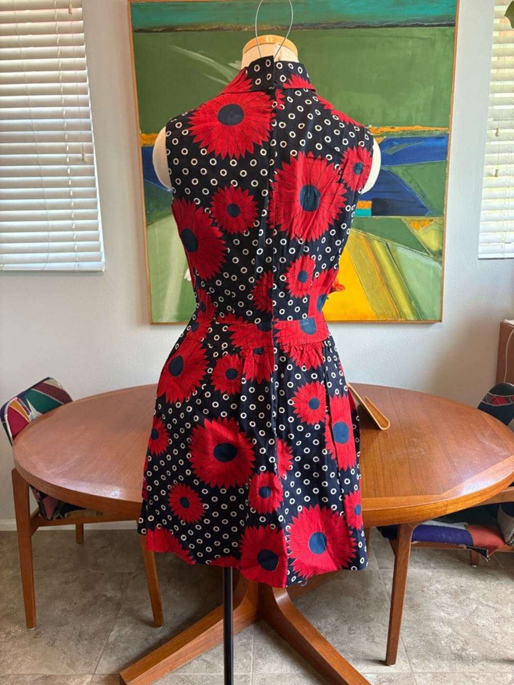 Vintage 60s Sleeveless Navy Playsuit with Red Floral Print - Picture 9 of 12